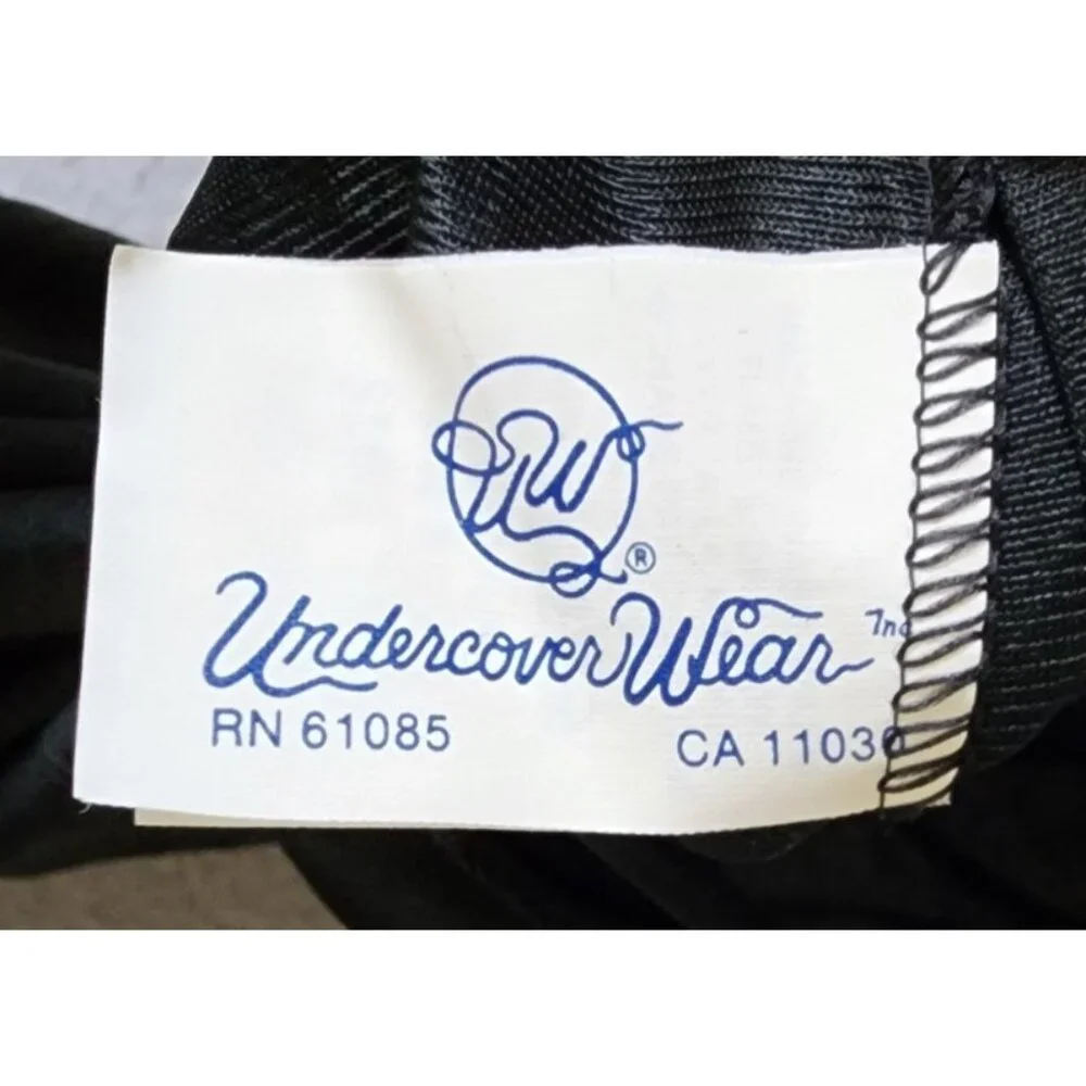 Vtg Undercover Wear Women's Sz S Sleeveless Short Mermaid Style Nightgown Black‎